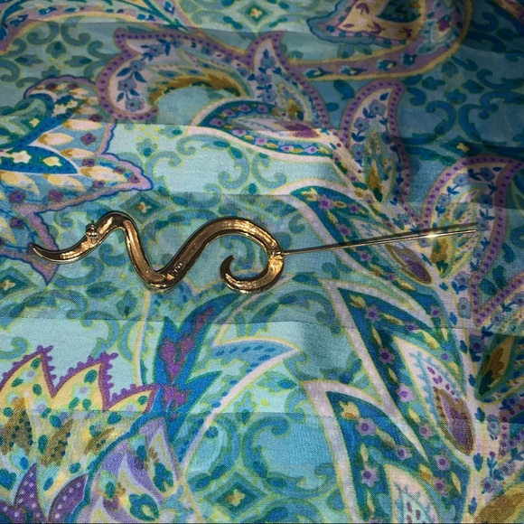 JJ Jonette Jewelry Gold Tone Swirl Brooch Pin - Picture 10 of 14